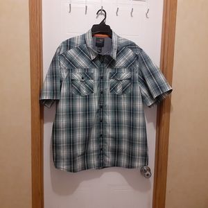 5.11 tatical plaid Button down the front shirt
